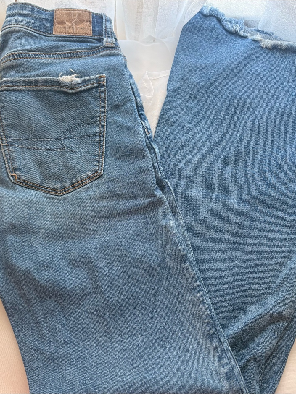 American Eagle Outfitters Light Wash Straight Leg Jeans